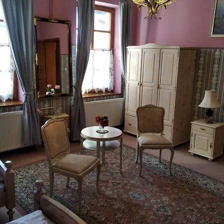 Dworek Pod Herbem Lantgård Gądkowice