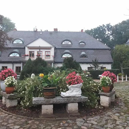 Dworek Pod Herbem Vakantieboerderij Gądkowice