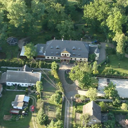 Dworek Pod Herbem Gądkowice