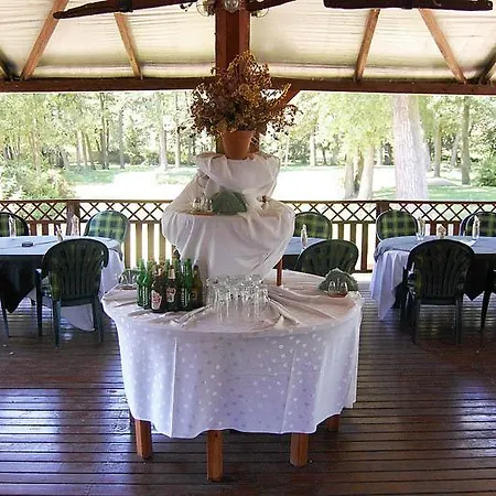 Vakantieboerderij Dworek Pod Herbem *