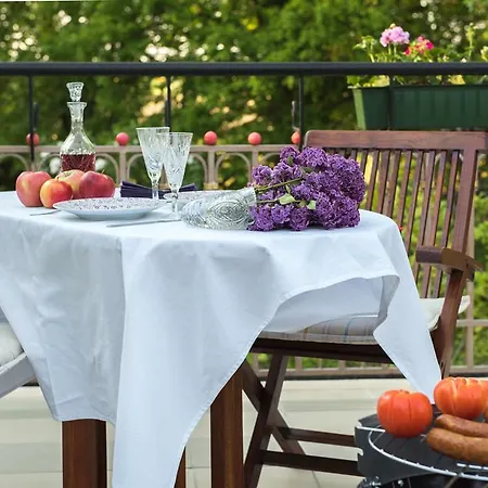 בית חווה Dworek Pod Herbem Gądkowice