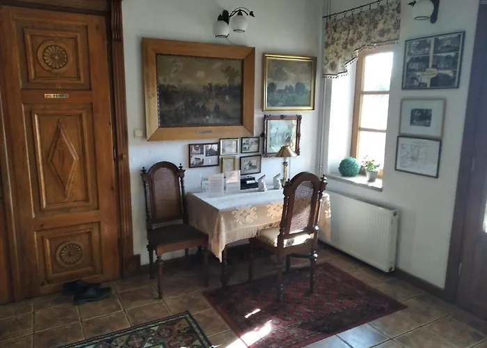 Dworek Pod Herbem Vakantieboerderij