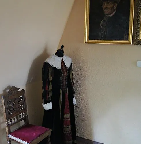 Gospodarstwo agroturystyczne Dworek Pod Herbem *