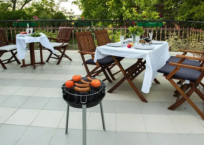 Gospodarstwo agroturystyczne Dworek Pod Herbem *